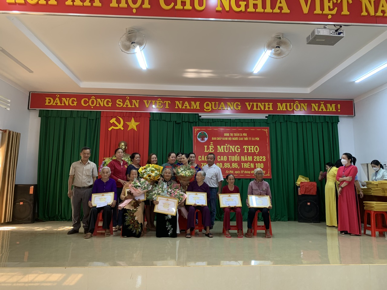 Nhà ông Bông